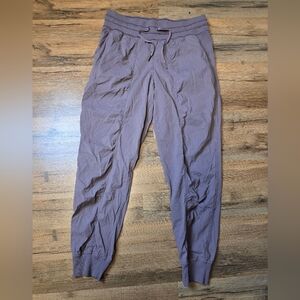 Lululemon Dance Studio Mid-Rise Jogger Pants Size 10 Full Length  Comfort